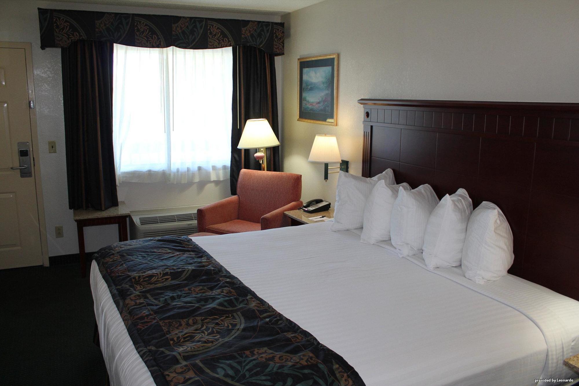 Best Western Chaffin Inn Мерфрісборо Номер фото